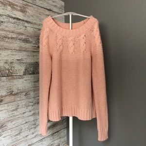 Softest sweater ever! Great condition!